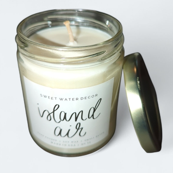 Island Air Soy Candle - Clear Jar - 9 oz - Picture 3 of 3